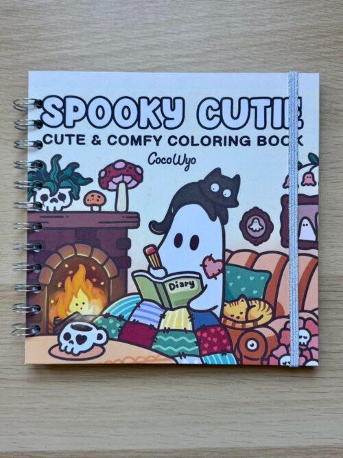 ffe3e7e2-162a-497a-a834-4d206c1d1c6e Libro para Colorear Spooky Cutie