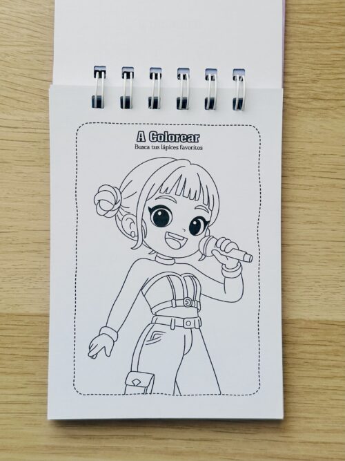 mini libro para colorear huntrix"