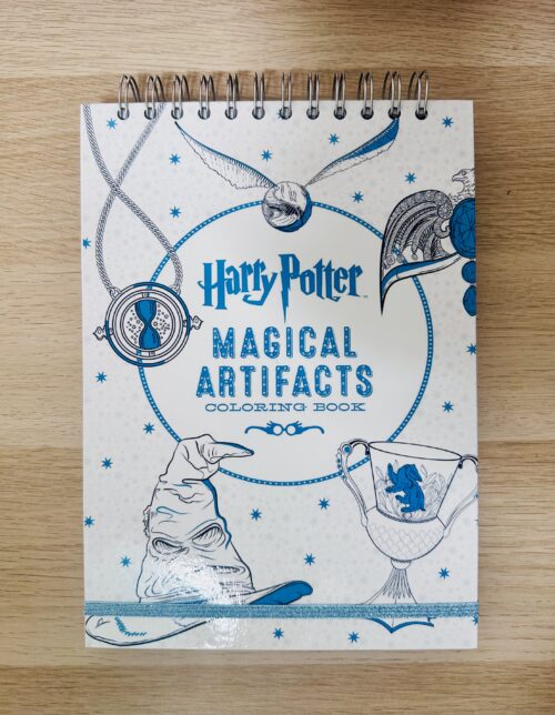 Libro para colorear de Harry Potter Magical Artifacts